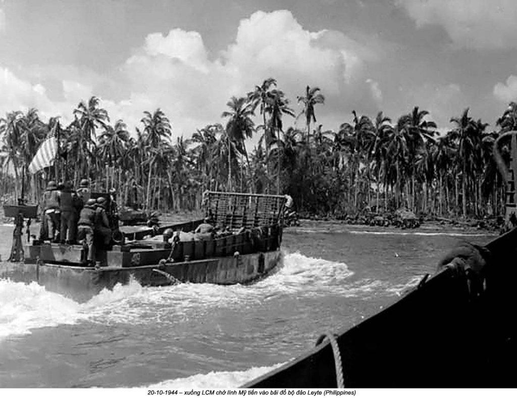 Philippines 1944_10_20 (13).jpg