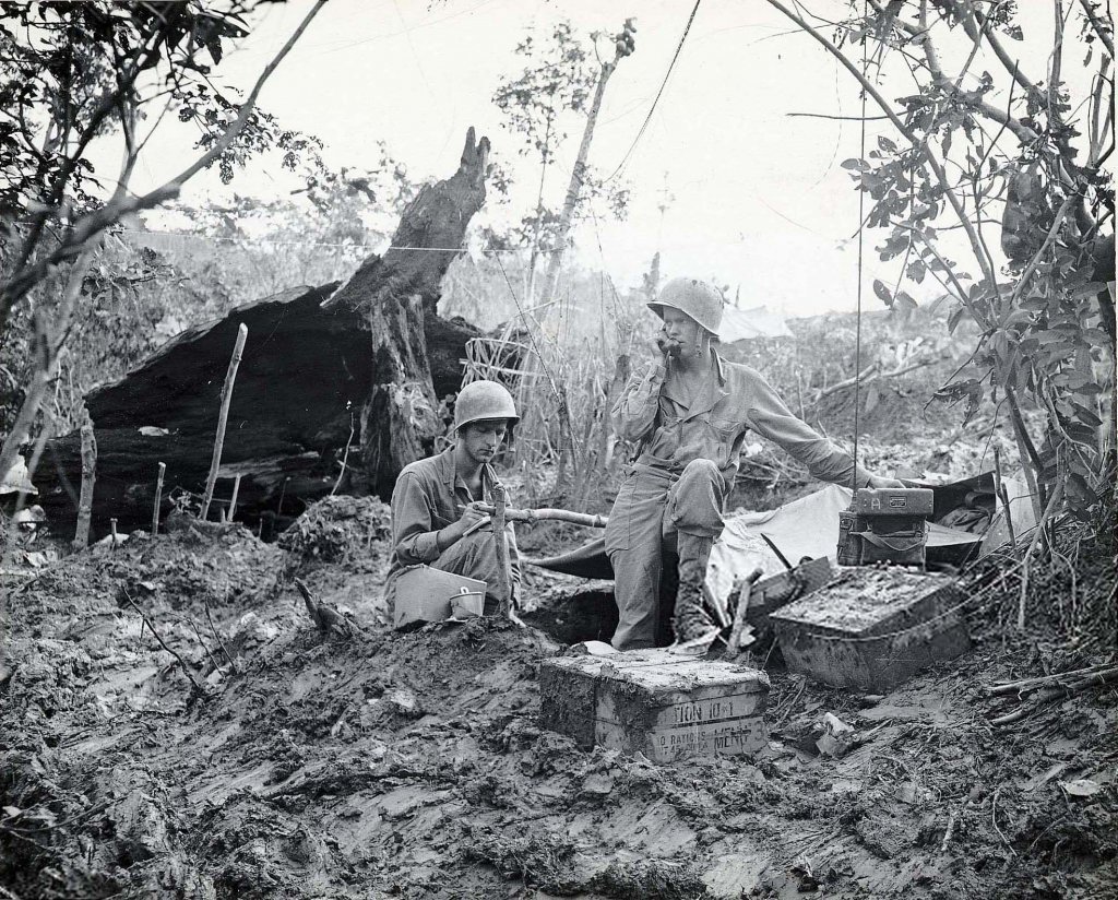 Philippines 1944_12_16 (1).jpg