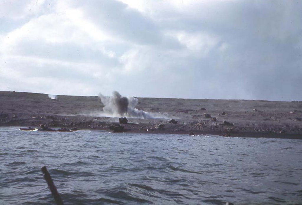 Iwo Jima 1945_2_19 (18).jpeg
