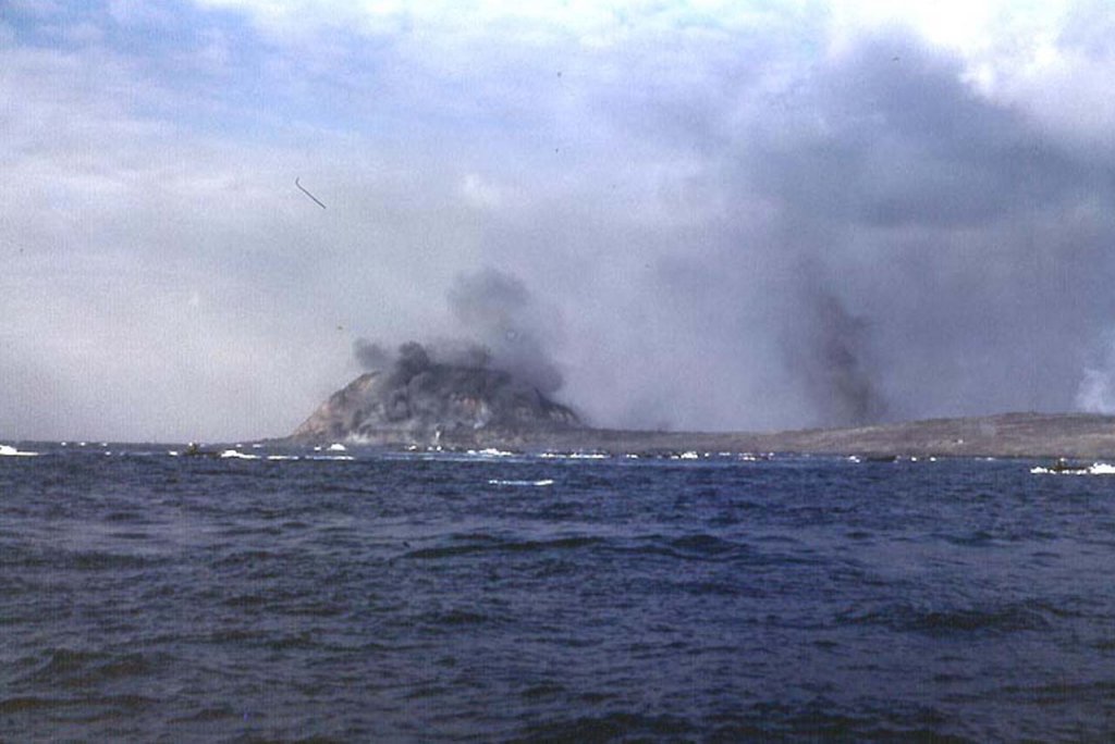 Iwo Jima 1945_2_19 (45).jpeg