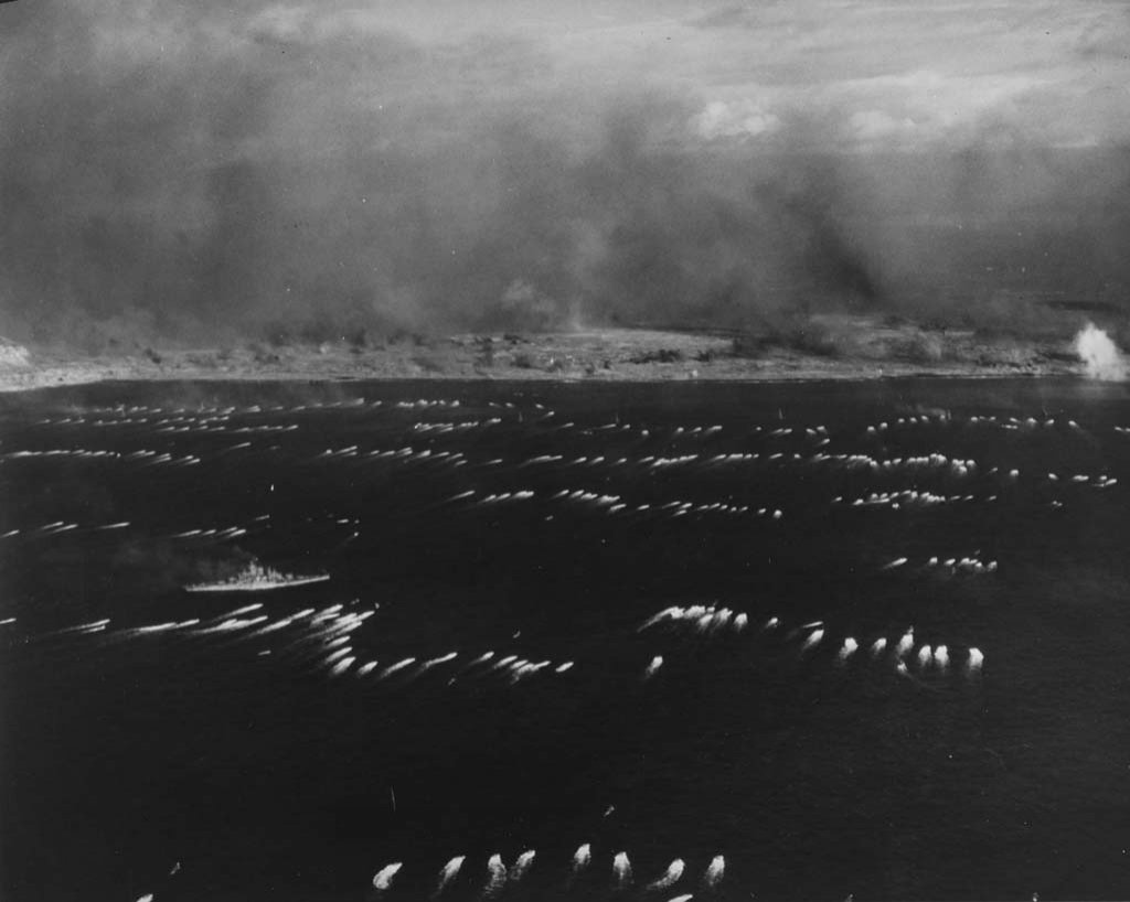 Iwo Jima 1945_2_19 (106).jpg