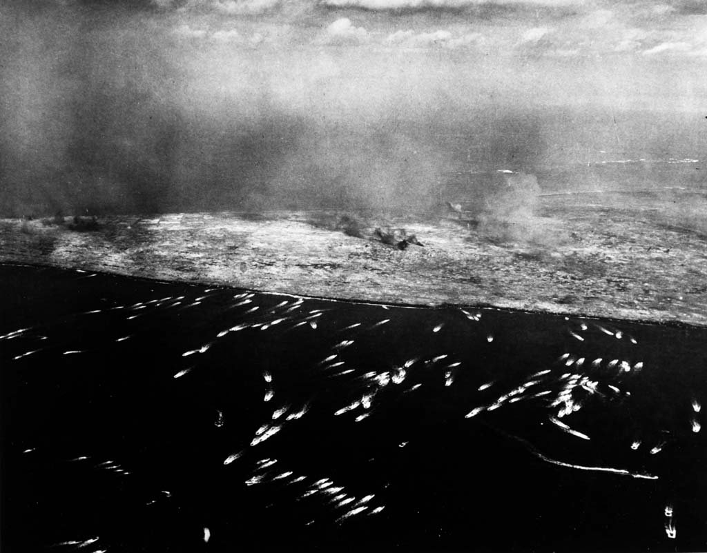 Iwo Jima 1945_2_19 (110).jpg