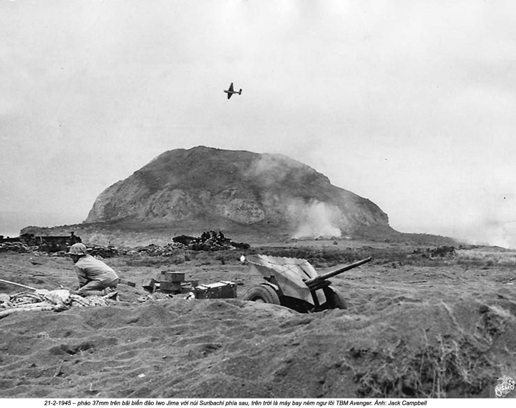 Iwo Jima 1945_2_21 (10).jpg