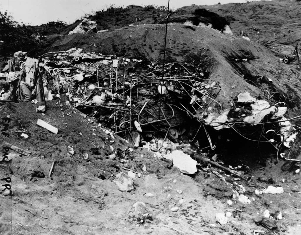 Iwo Jima 1945_2_23 (25).jpg