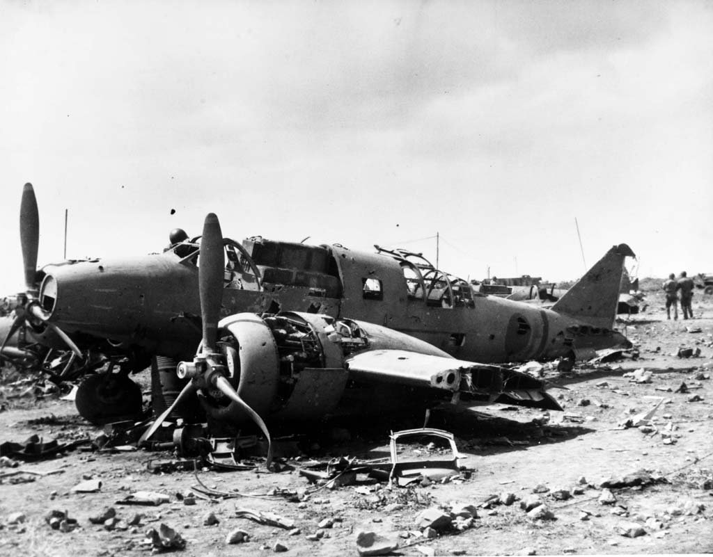 Iwo Jima 1945_2_24 (1).jpg