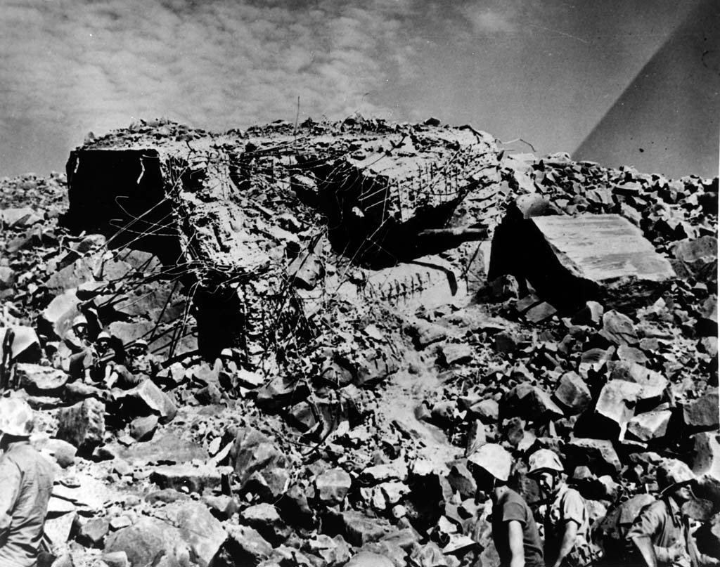 Iwo Jima 1945_2_28 (1).jpg