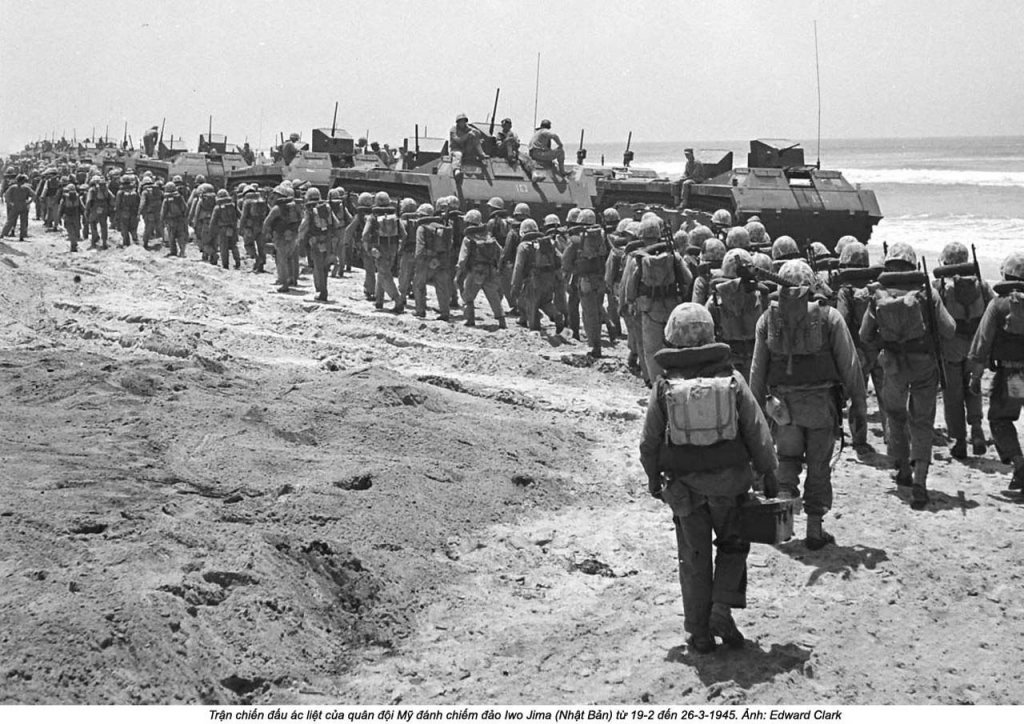 Iwo Jima 1945_2_x (28).jpg