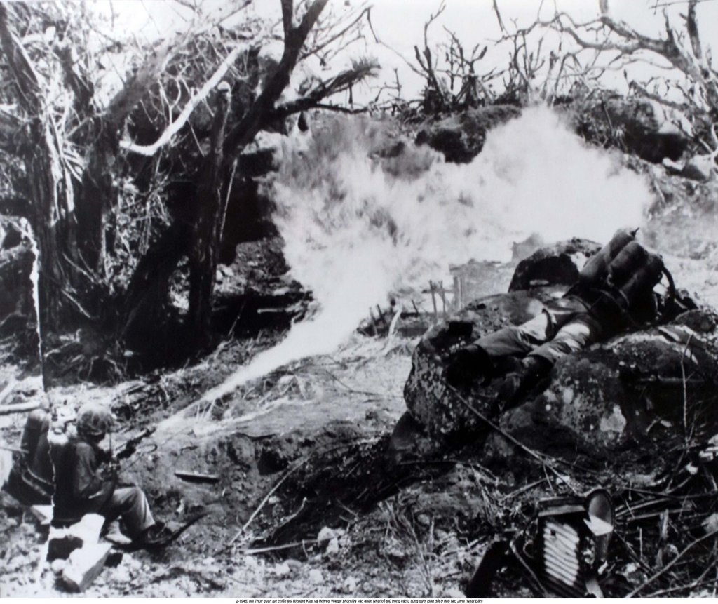 Iwo Jima 1945_2_x (87).jpg