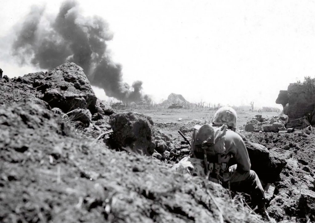 Iwo Jima 1945_3_10 (1).jpg