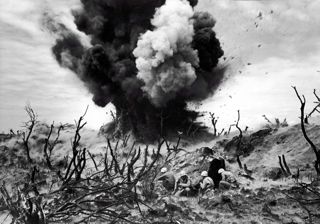 Iwo Jima 1945_3_10 (9).jpg