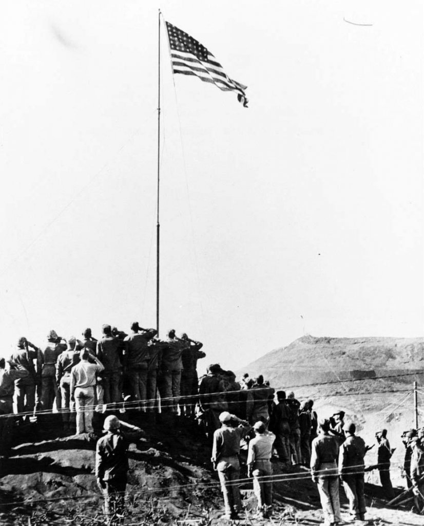 Iwo Jima 1945_3_14 (2).jpg