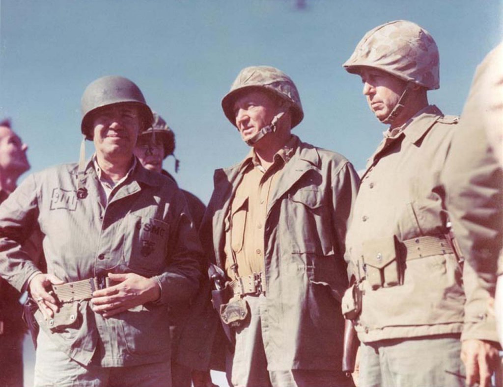 Iwo Jima 1945_3_14 (4).jpg