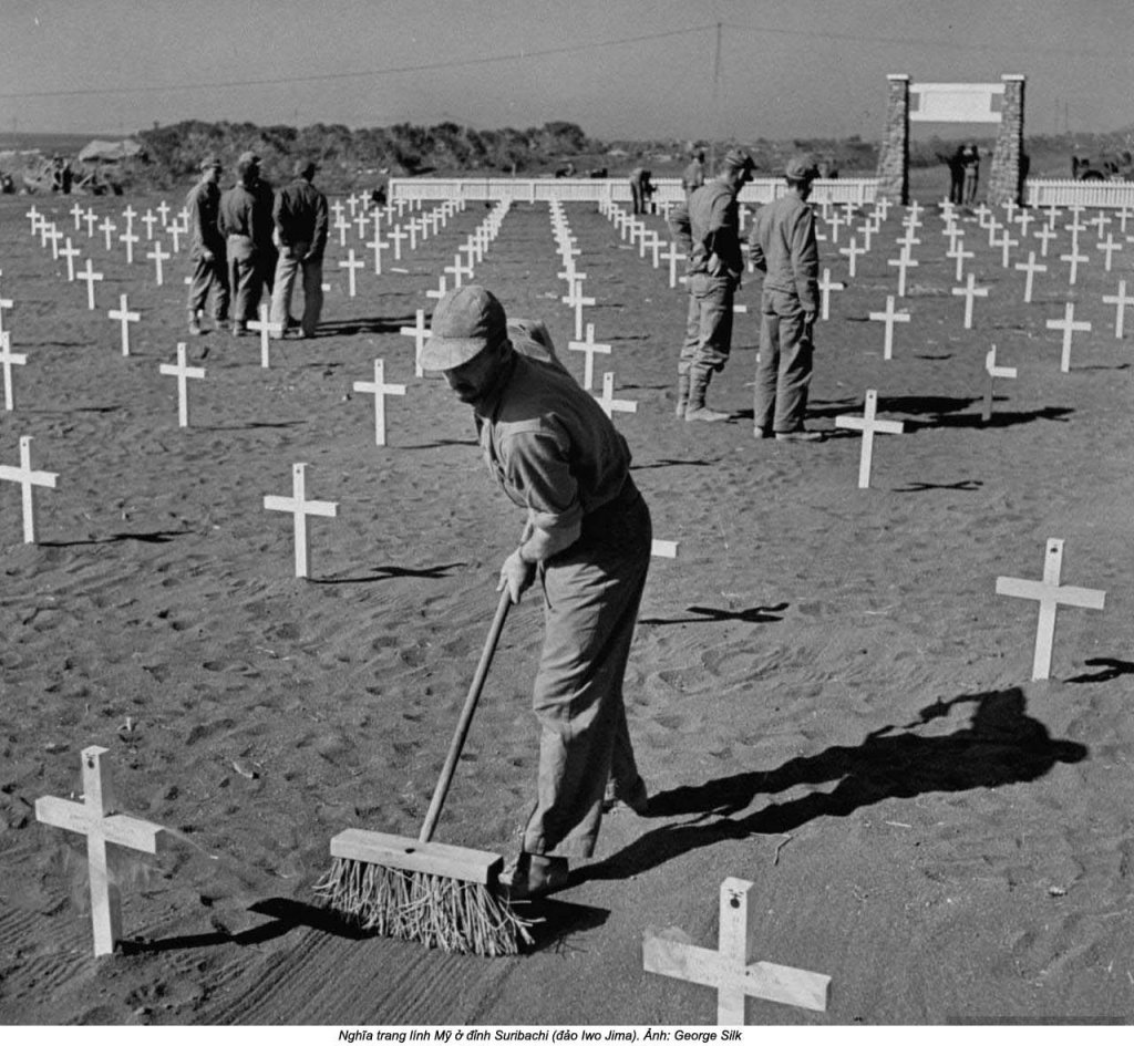 Iwo Jima 1945_4_13 (4).jpg