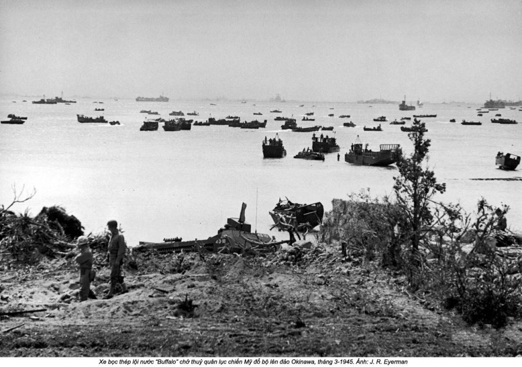 Okinawa 1945_3_29 (16).jpg