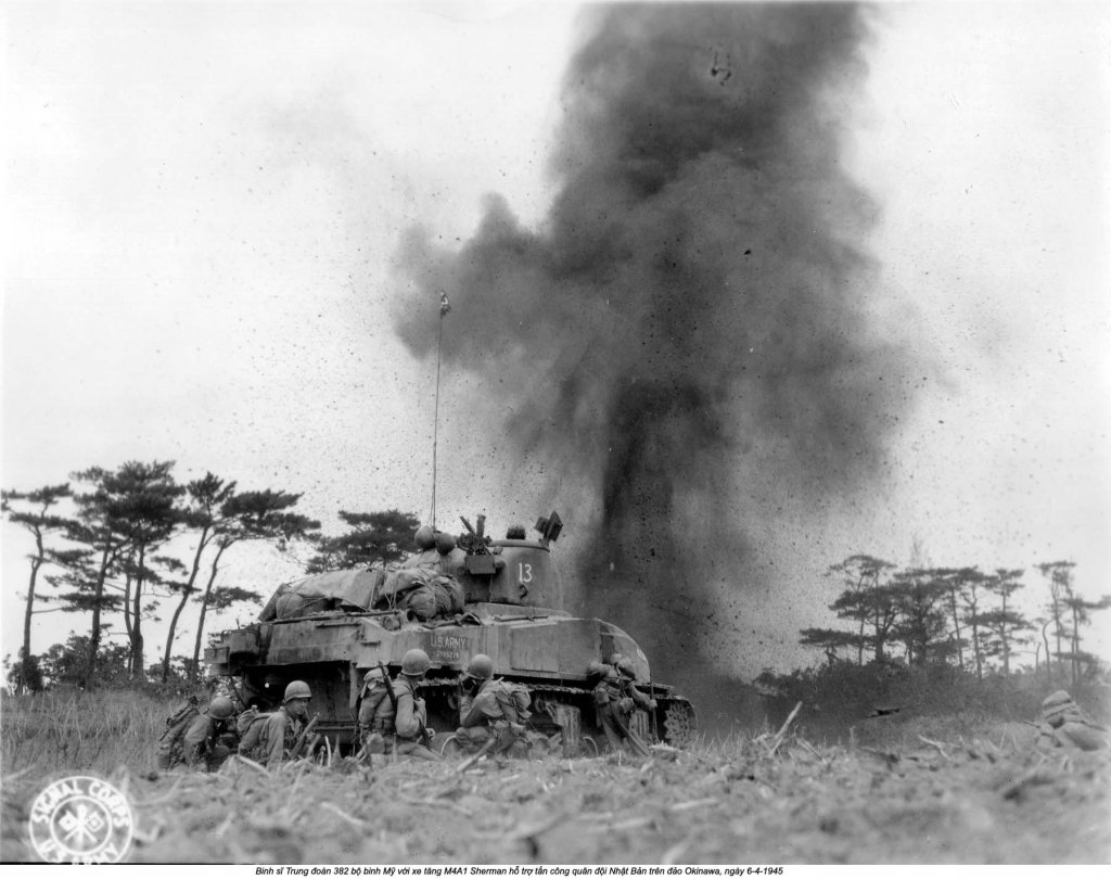 Okinawa 1945_4_6 (3).jpg