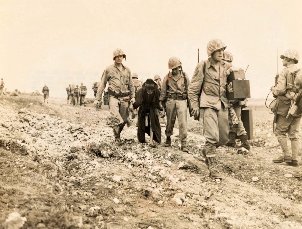 Okinawa 1945_5 (8).jpg