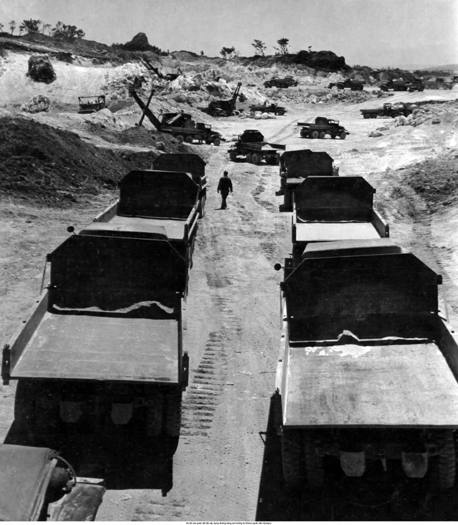 Okinawa 1945_5_15 (4).jpg