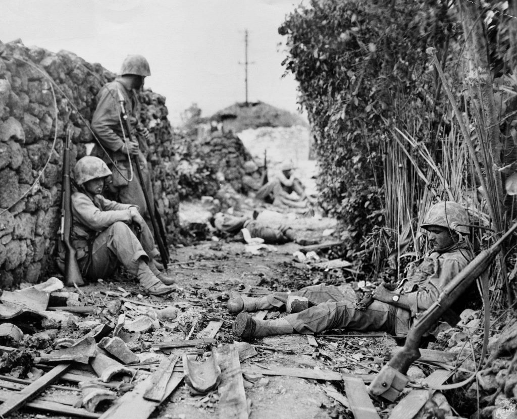 Okinawa 1945_5_28 (2).jpg