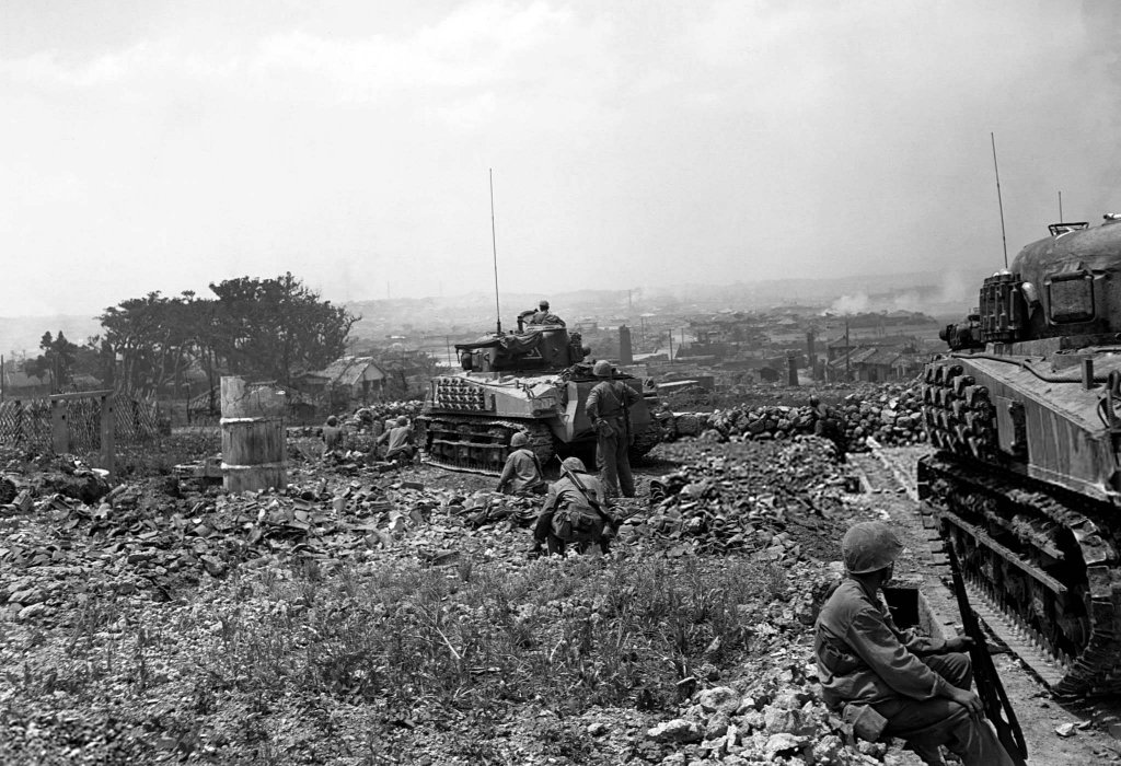 Okinawa 1945_6 (21).jpg