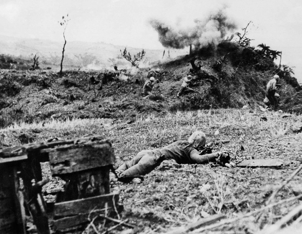 Okinawa 1945_6_7 (4).jpg