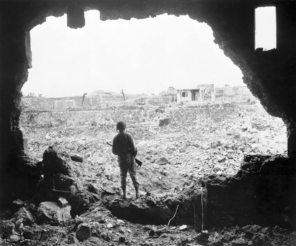 Okinawa 1945_6_13 (1).jpg