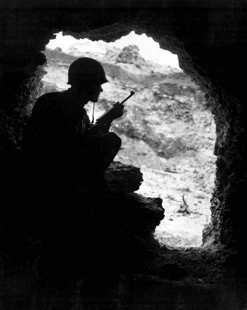 Okinawa 1945_6_13 (4).jpg