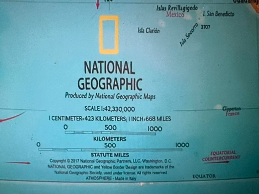 National Geographic Globe Illumitated Carbon Classic - quả địa cầu phát sáng12.jpeg