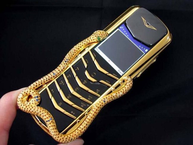 vertu-signature-corba-16056727454781434224395.jpg