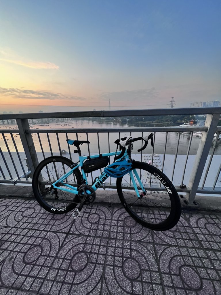 Bianchi-Road.jpg