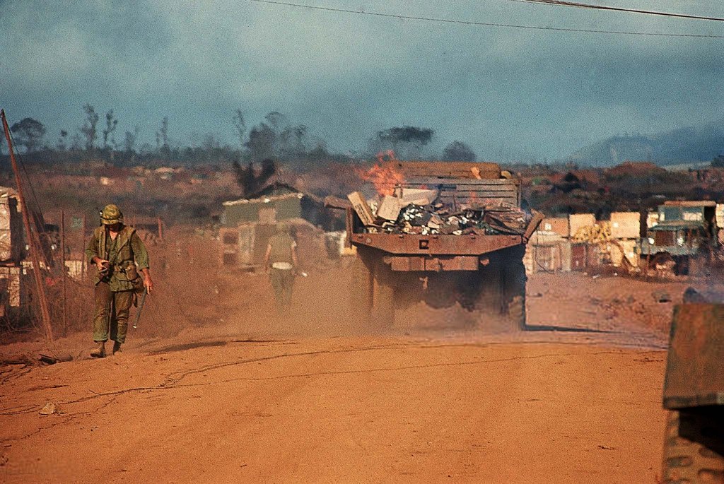 Khe Sanh 1968_1_2 (2).jpg