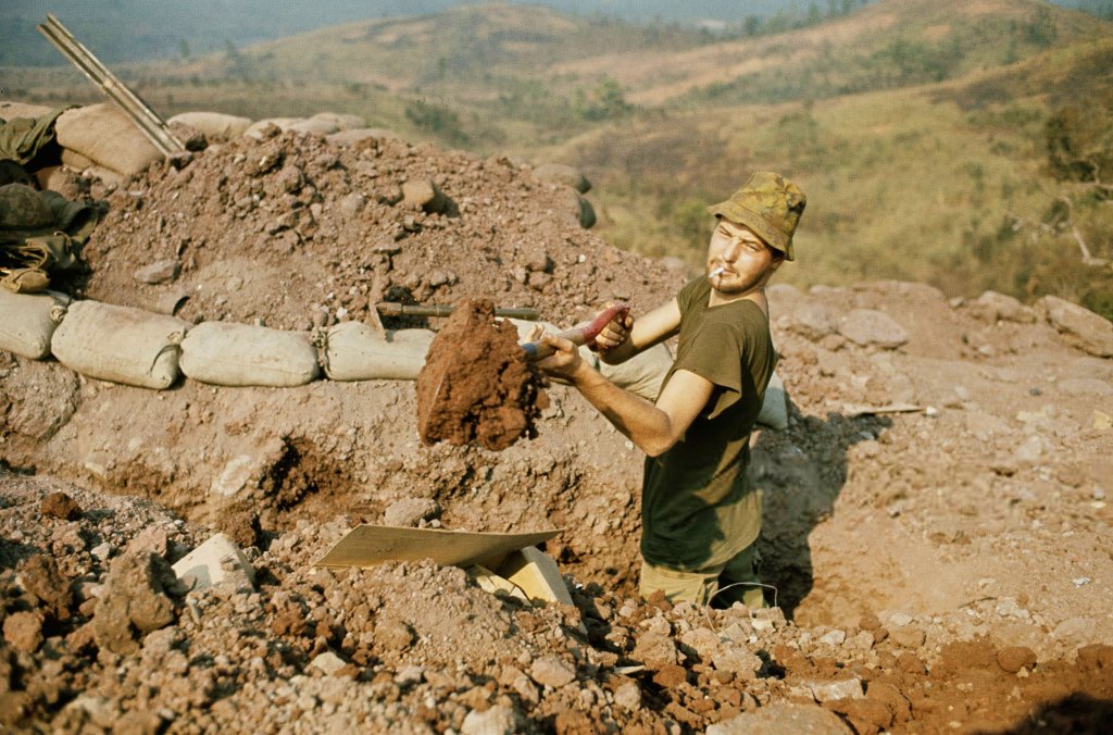 Khe Sanh 1968_2_20 (11).jpg