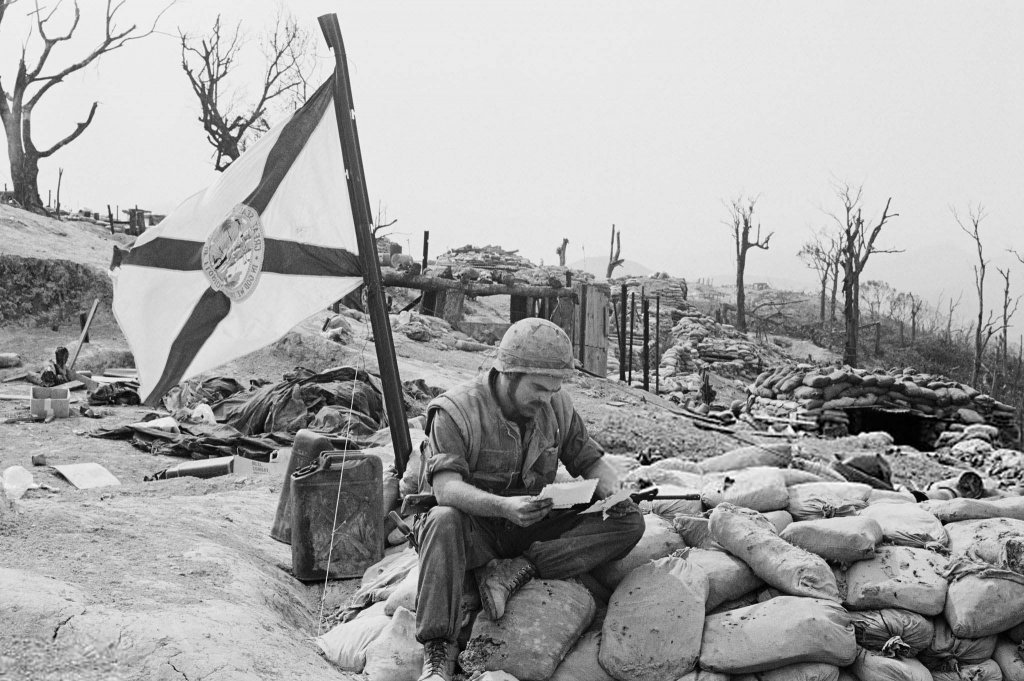 Khe Sanh 1968_3_21 (6).jpg