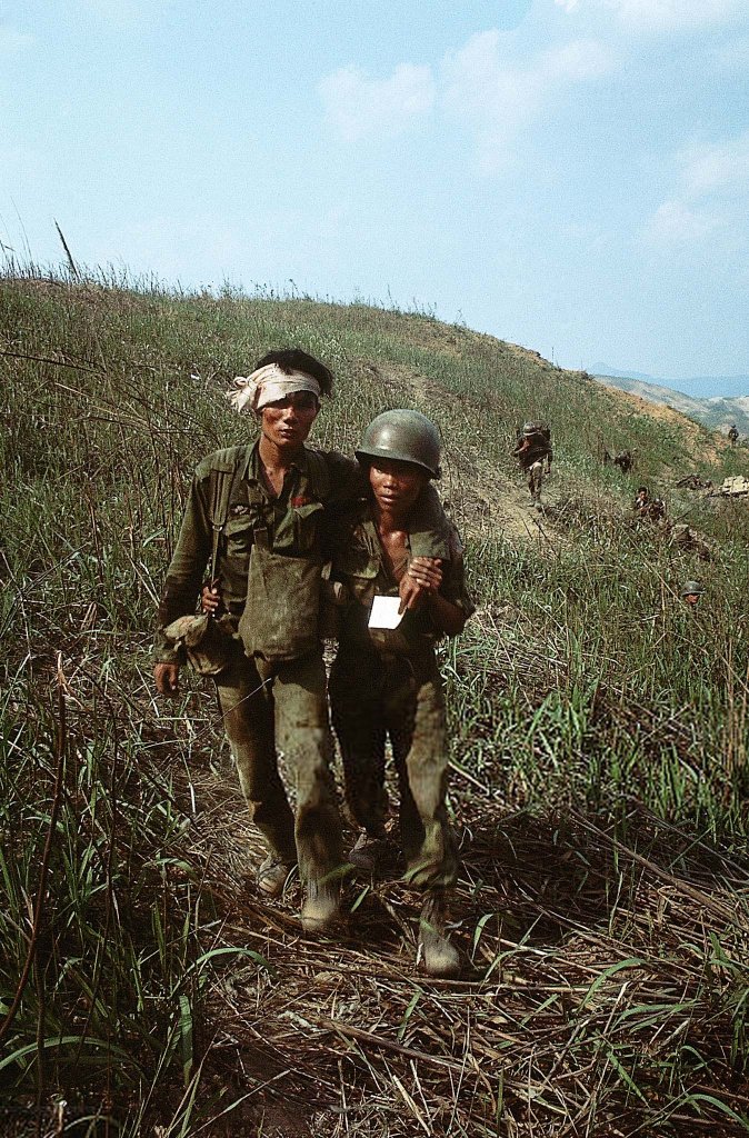 Khe Sanh 1968_4_11 (7).jpg