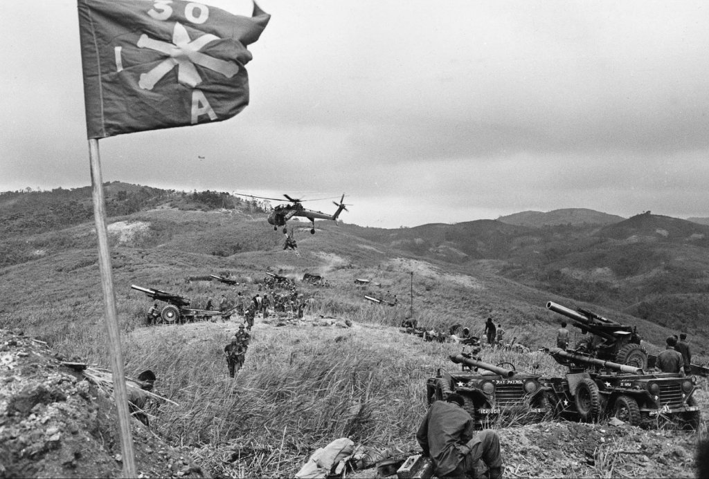 Khe Sanh 1968_4_11 (17).jpg