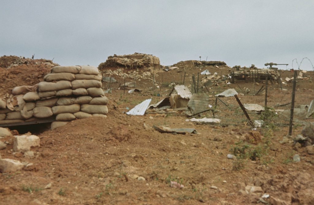 Khe Sanh 1968_4_14 (4).jpg