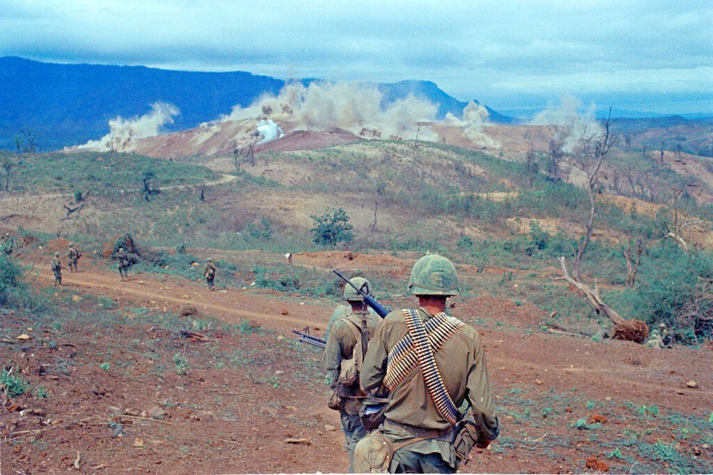 Khe Sanh 1968_4_14 (12).jpg