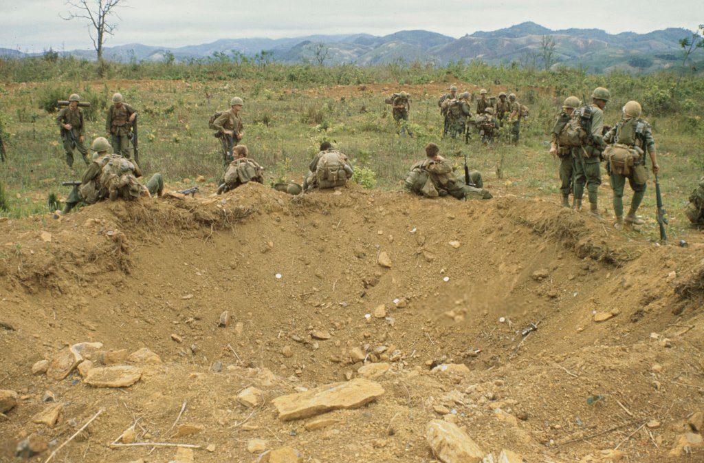 Khe Sanh 1968_4_14 (16).jpg