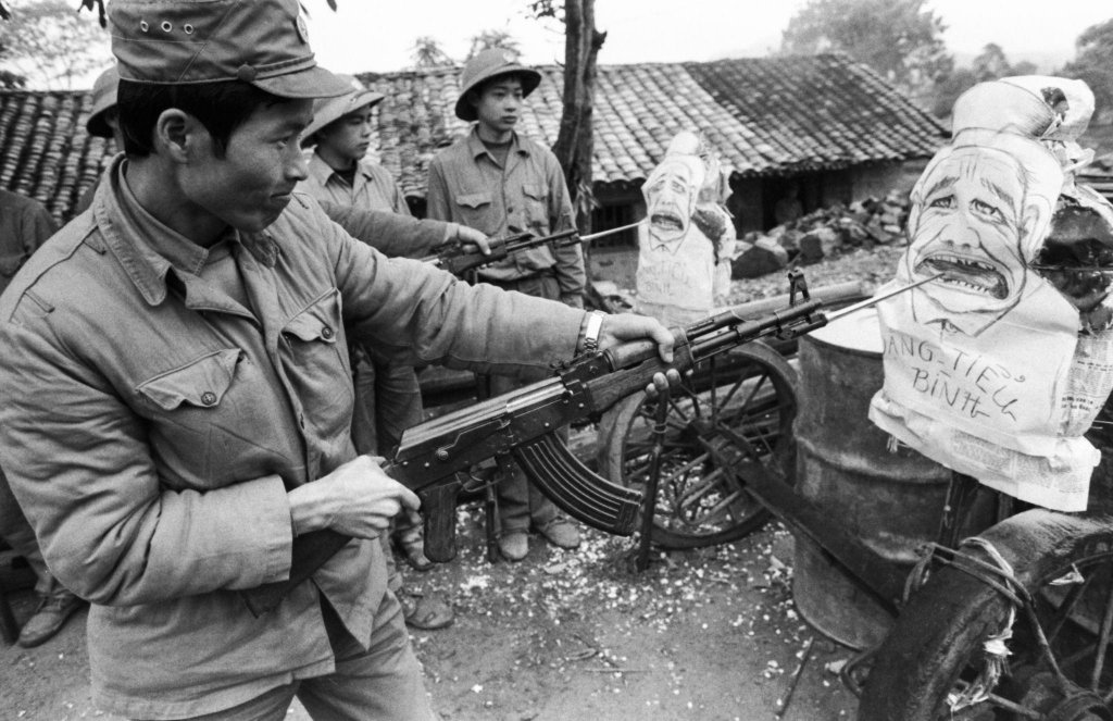 EntraÃ®nement de l'armÃ©e vietnamienne.jpg