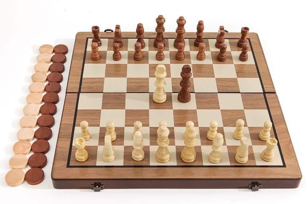 Bộ 2 trò chơi cờ vua có nam châm và Checkers bằng gỗ 40x40cm Playbea SKU P0130.jpeg