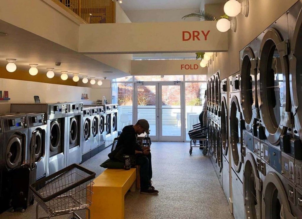 8-Laundryshop-Inerior.jpg