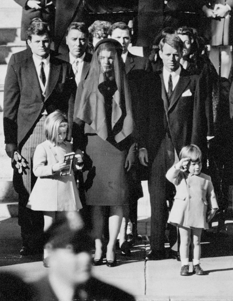 Kennedy 1963_11_25 (42).jpg