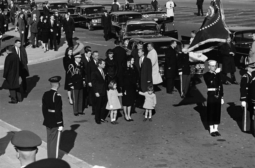 Kennedy 1963_11_25 (65).jpg