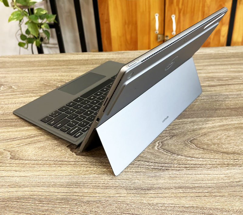 dell latitude 7320 gia re.jpg