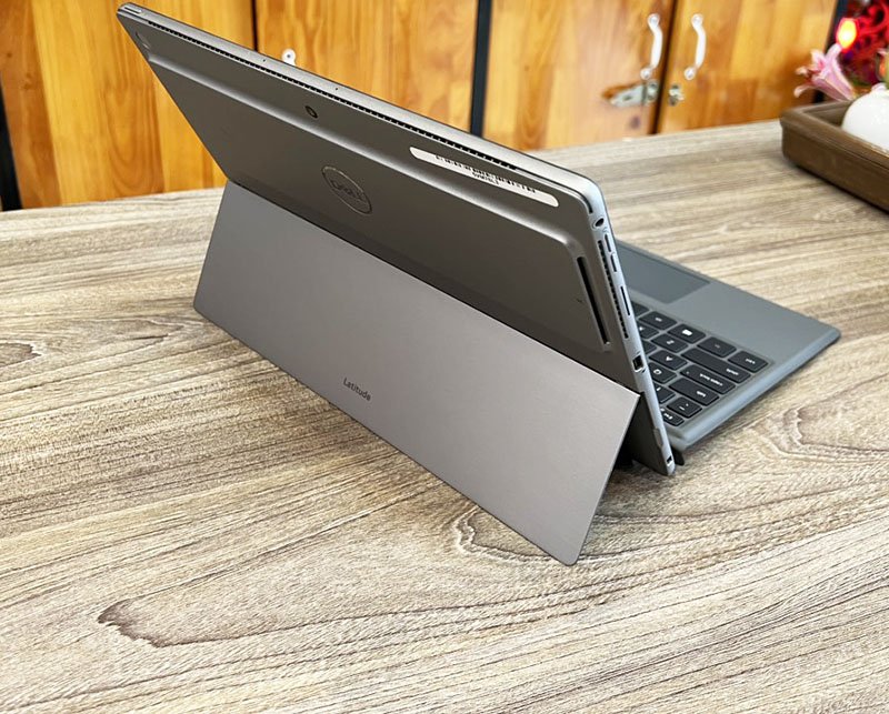 Dell latitude 7320 i5.jpg