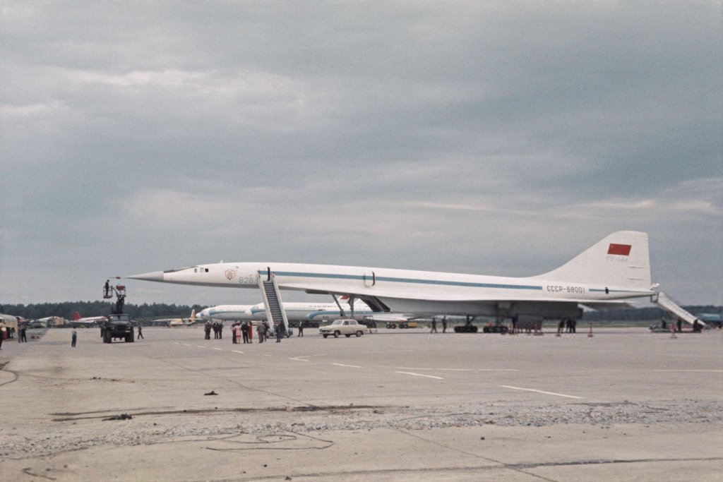 Tu-144 1972 (2).jpg