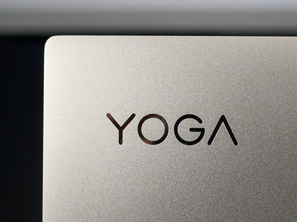 Yoga C940 8.JPG