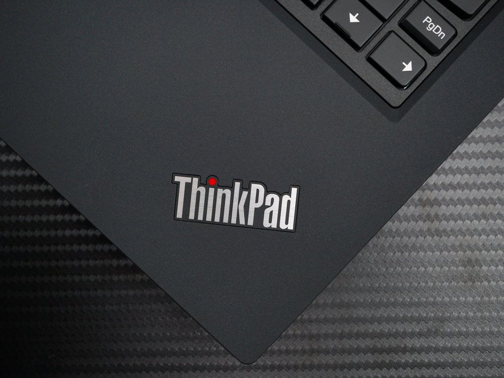 Thinkpad T14 Gen 2 7.JPG