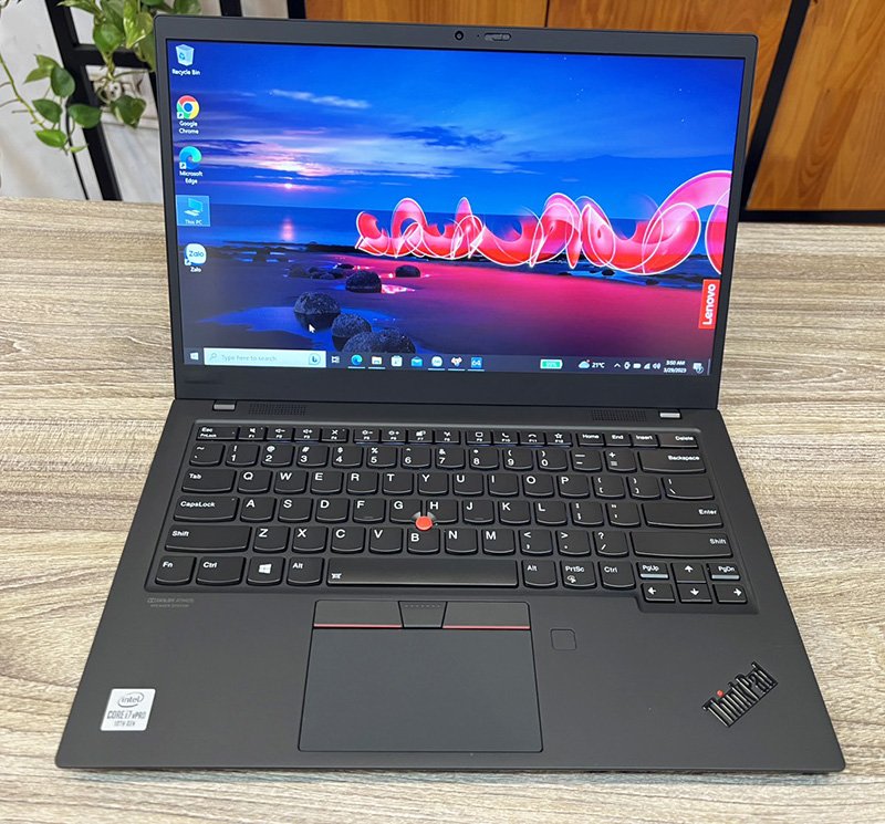 lenovo thinkpad x1 carbon.jpg