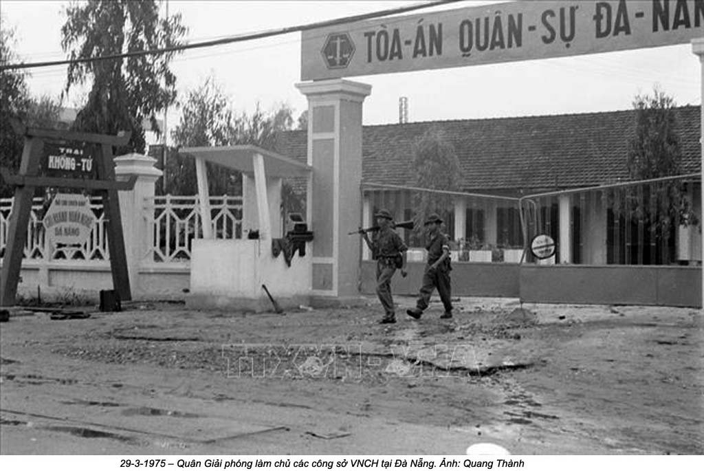 Đà Nẵng 1975_3_29 (7).jpg