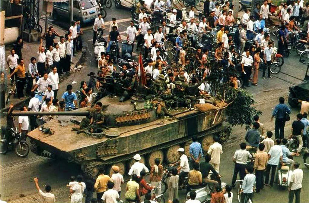 Sài Gòn 1975_4_30 (327).jpg